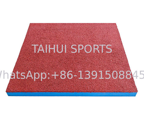 Plaquette de choc en feuille EPDM 20-100 mm Épaisseur Perméabilité à l'eau élevée Mat de sol en caoutchouc absorbant les chocs pour terrain de jeu