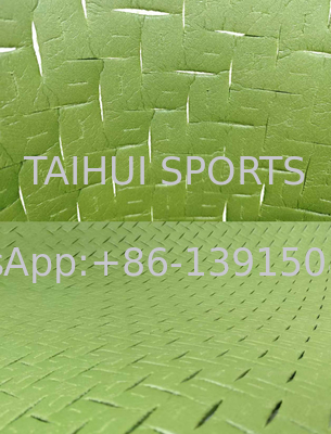 UV5000 Nouveau style 8-20mm Polyéthylène Shockpad Sous-couche Pour les terrains de football / rugby / hockey Entretien gratuit Et excellente résistance aux UV
