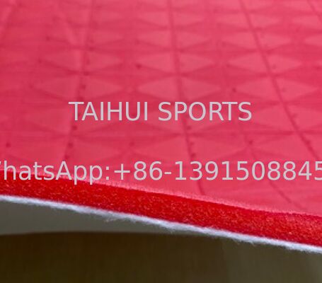 2025 Pad de choc à motifs pour l'herbe artificielle sur le terrain de football/le terrain de rugby/le terrain de hockey 8 mm 10 mm 12 mm 15 mm avec tissu géotexile
