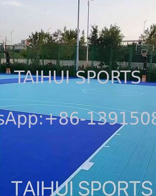 Le sport de PVC parquetant les terrains de tennis de table de badminton de basket-ball qui respecte l'environnement couleur personnalisée anti-dérapant absorption des chocs 4,5 mm 6 mm 7 mm 8 mm d'épaisseur