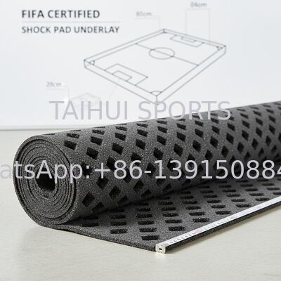 Sous-couche de plaquette de choc certifiée FIFA avec conception de trou en diamant pour les terrains de sport en pelouse artificielle de longueur personnalisée