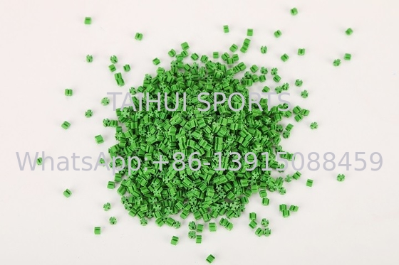 Remplissage en caoutchouc vert 1,3 g/cm3 résistant aux UV pour les terrains de sport à gazon artificiel