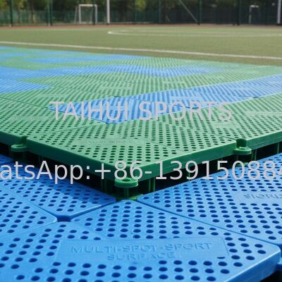 Résistance à l'eau, haute résistance à la compression, facile à installer, carreaux de sol en PP pour les terrains de basket-ball, de tennis et de football